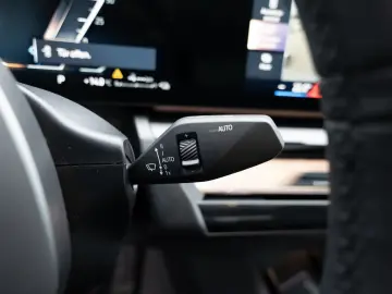 BMW 530e xDrive M Sport Pro_360_Pano_HUD_ACC