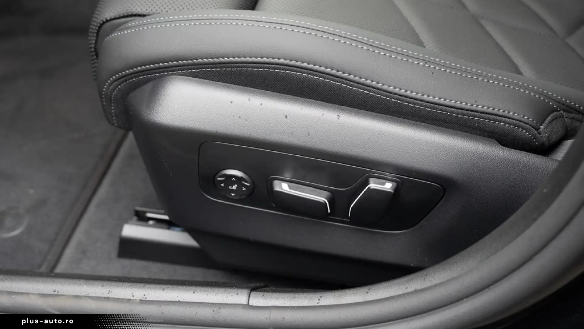 BMW 530e xDrive M Sport Pro_360_Pano_HUD_ACC