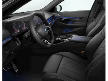 BMW 530e xDrive M Sport_Pano_360_MY2026