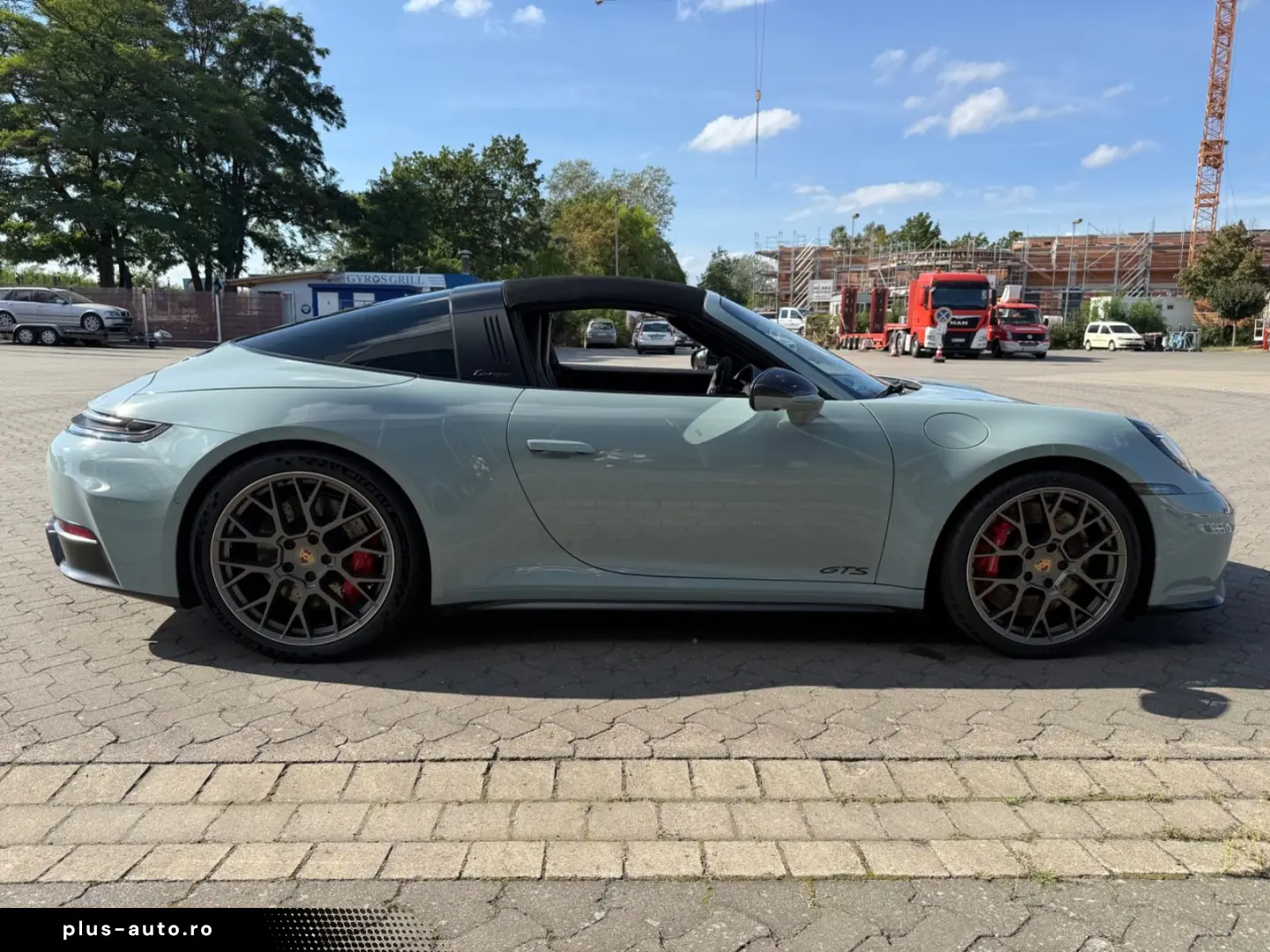 PORSCHE 911 992.2 TARGA 4 GTS  CLUBLEDER  CARBON EXT.