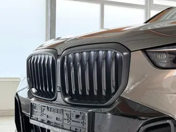 BMW X5 40d xDrive M Sport-AHK Pano ACC B&W 360 HUD