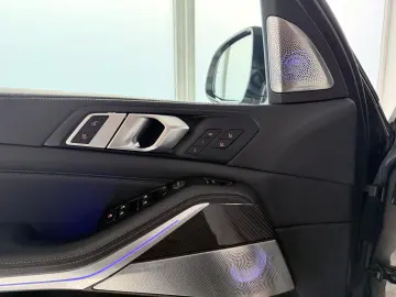 BMW X5 40d xDrive M Sport-AHK Pano ACC B&W 360 HUD