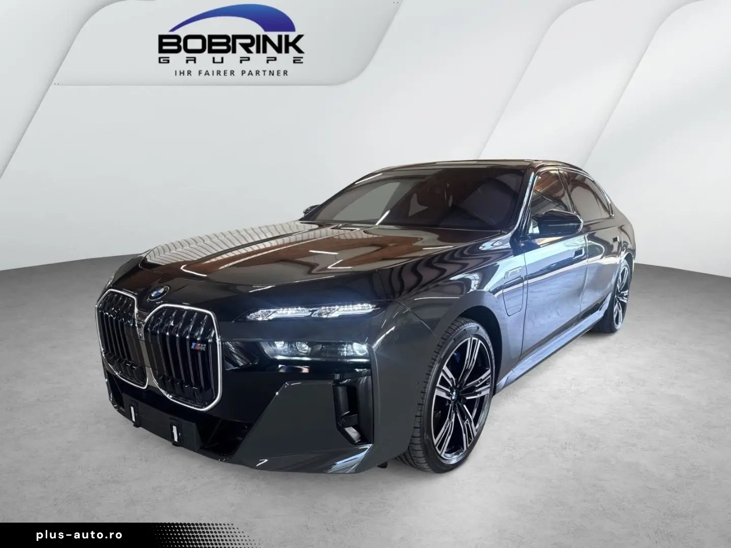 BMW M760 e xDrive Hybrid Pano RFK PDC Surround View