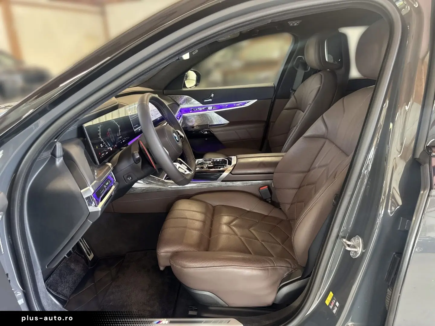 BMW M760 e xDrive Hybrid Pano RFK PDC Surround View