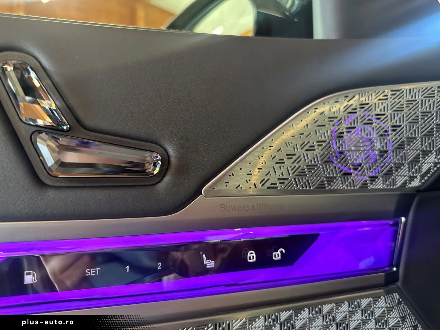 BMW M760 e xDrive Hybrid Pano RFK PDC Surround View