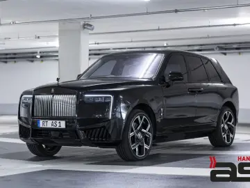 ROLLS ROYCE Cullinan BlackBadge Series II Starlight Bespoke