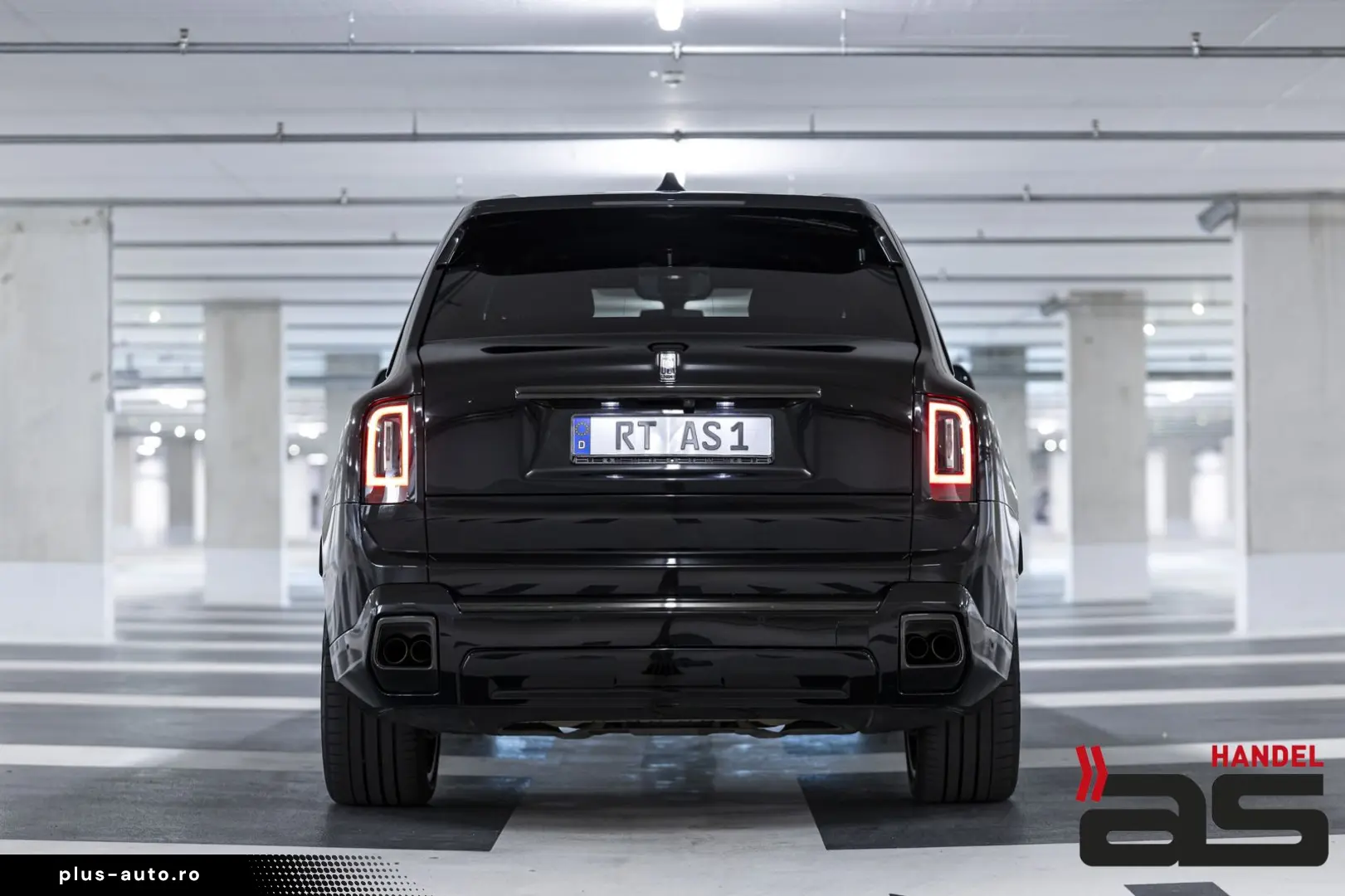 ROLLS ROYCE Cullinan BlackBadge Series II Starlight Bespoke