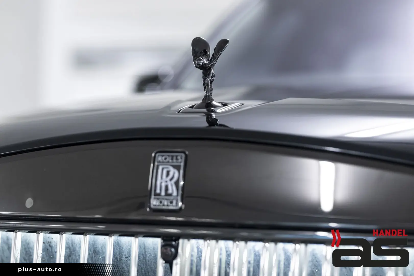 ROLLS ROYCE Cullinan BlackBadge Series II Starlight Bespoke