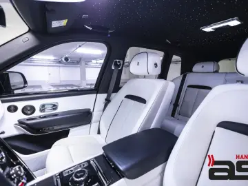 ROLLS ROYCE Cullinan BlackBadge Series II Starlight Bespoke