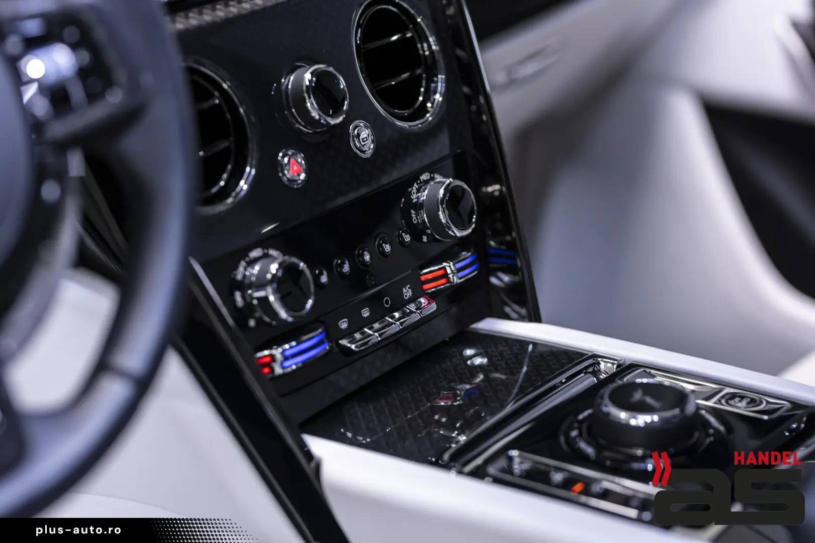 ROLLS ROYCE Cullinan BlackBadge Series II Starlight Bespoke