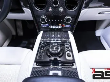 ROLLS ROYCE Cullinan BlackBadge Series II Starlight Bespoke