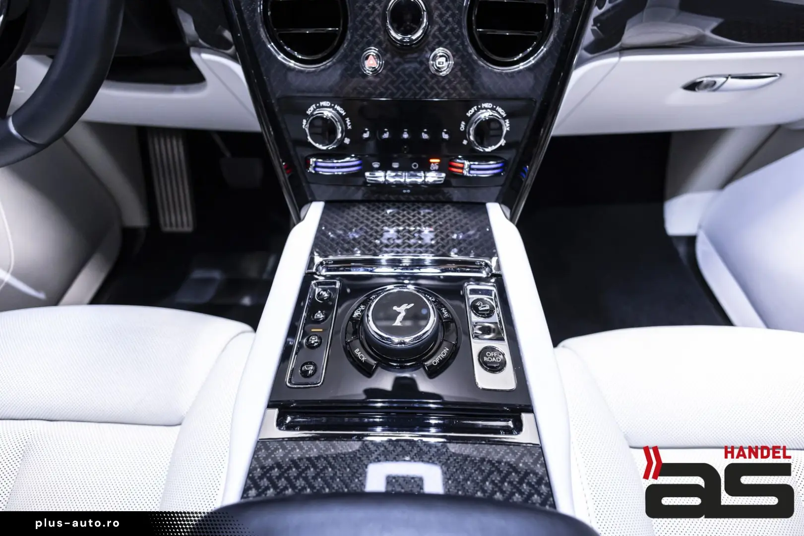 ROLLS ROYCE Cullinan BlackBadge Series II Starlight Bespoke