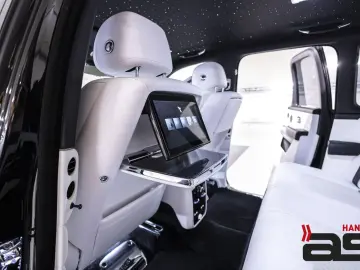 ROLLS ROYCE Cullinan BlackBadge Series II Starlight Bespoke