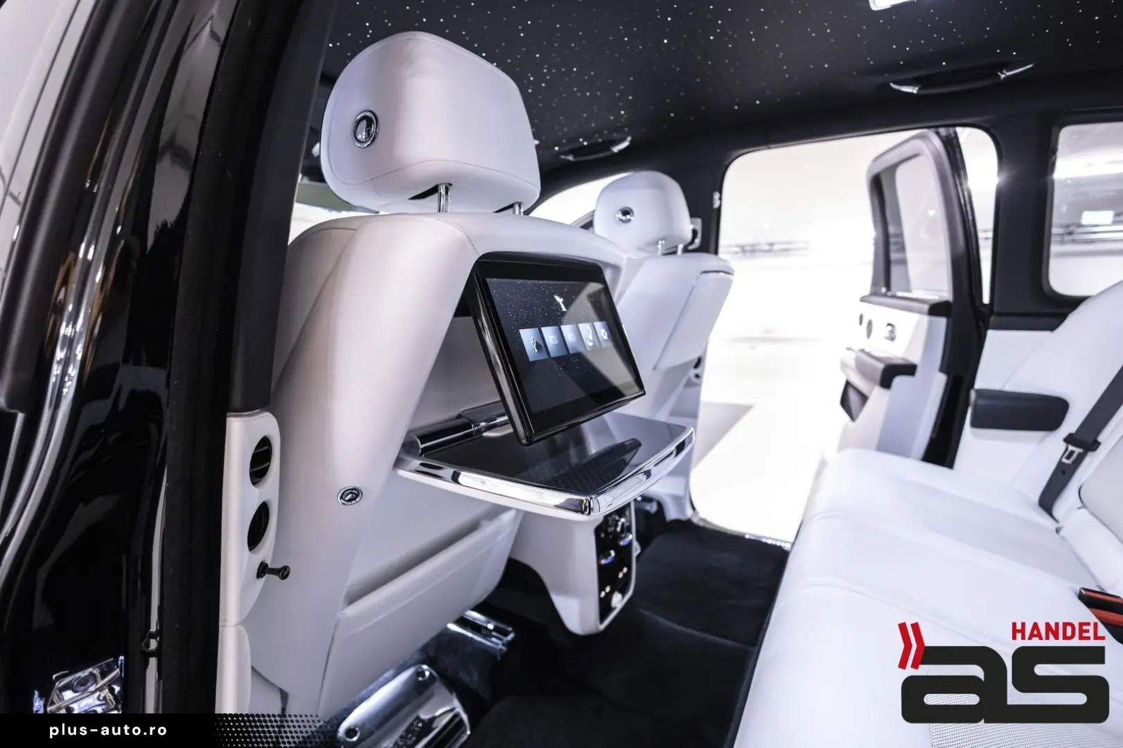 ROLLS ROYCE Cullinan BlackBadge Series II Starlight Bespoke