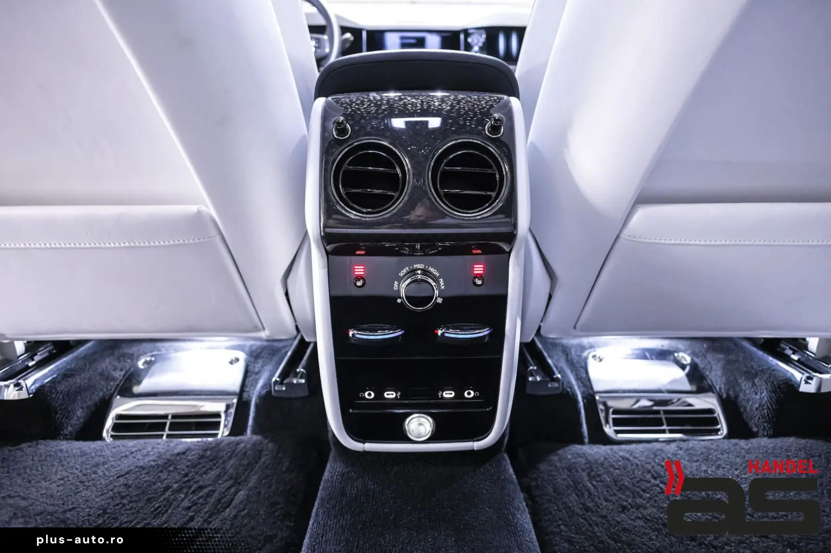 ROLLS ROYCE Cullinan BlackBadge Series II Starlight Bespoke