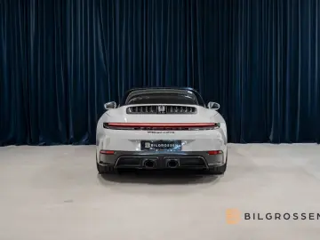 PORSCHE 911 Targa 4 GTS SportDesign Carbon Lyft BOSE