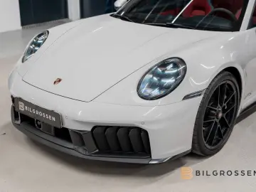 PORSCHE 911 Targa 4 GTS SportDesign Carbon Lyft BOSE