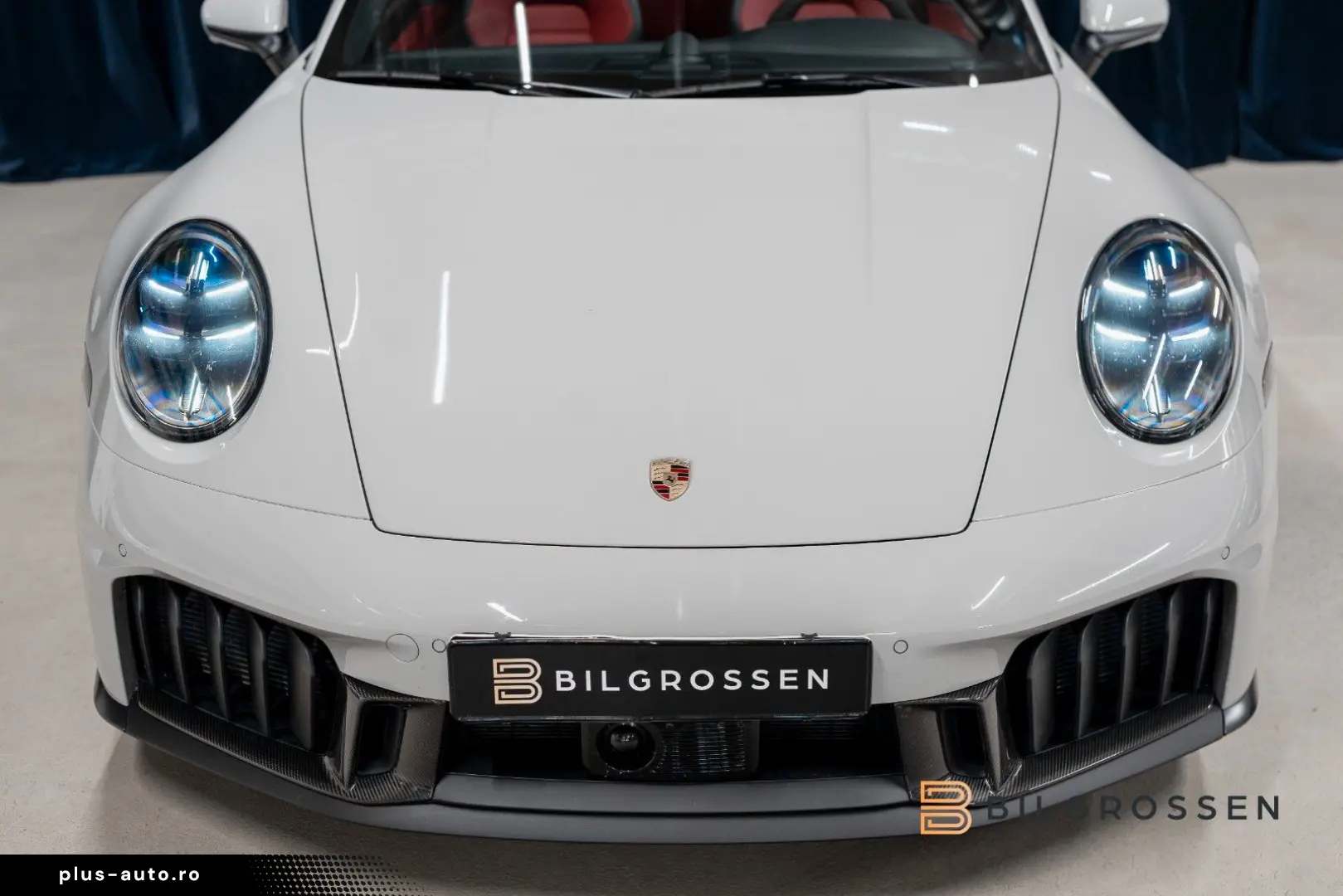PORSCHE 911 Targa 4 GTS SportDesign Carbon Lyft BOSE