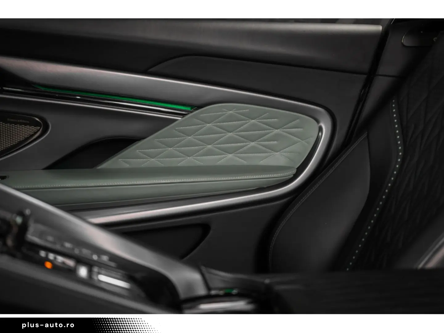 ASTON MARTIN DB12 V8 Twin Turbo - ALUMINITE SILVER