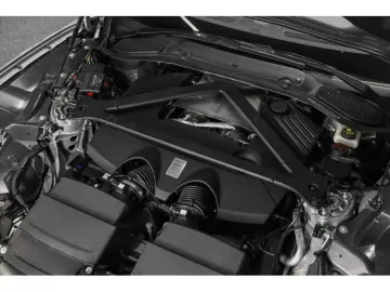 ASTON MARTIN DB12 V8 Twin Turbo - ALUMINITE SILVER