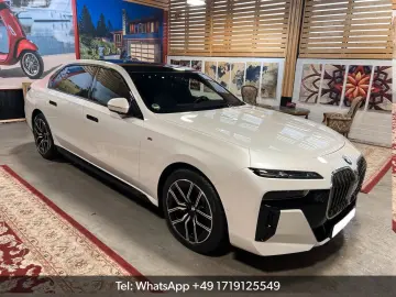 BMW 750 e xDrive M-Sport  Kristall  Leder  HUD  Pano