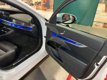 BMW 750 e xDrive M-Sport  Kristall  Leder  HUD  Pano