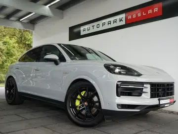 PORSCHE Cayenne Coupe E-Hybrid Kreide SpAbgas AHK HeadUp