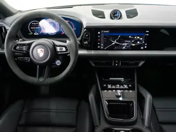 PORSCHE Cayenne Coupe E-Hybrid Kreide SpAbgas AHK HeadUp