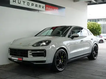 PORSCHE Cayenne Coupe E-Hybrid Kreide SpAbgas AHK HeadUp