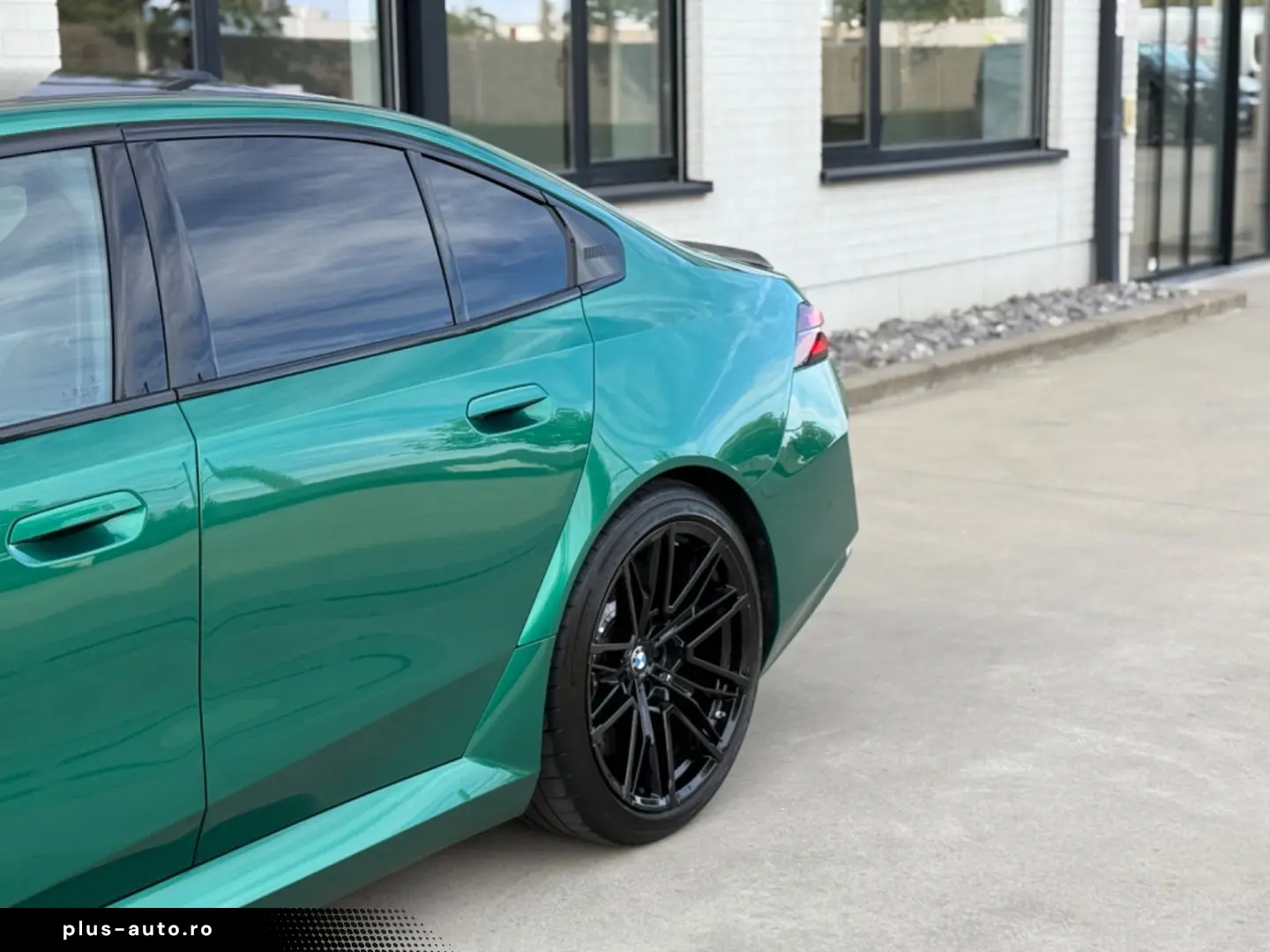 BMW M5 Plug-In Hybrid xDrive A