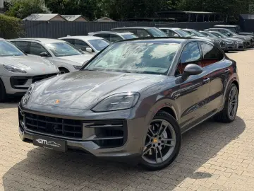 PORSCHE Cayenne Coupe E-Hybrid Sport Design Sport Chrono