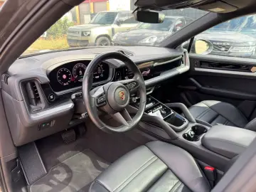 PORSCHE Cayenne Coupe E-Hybrid Sport Design Sport Chrono