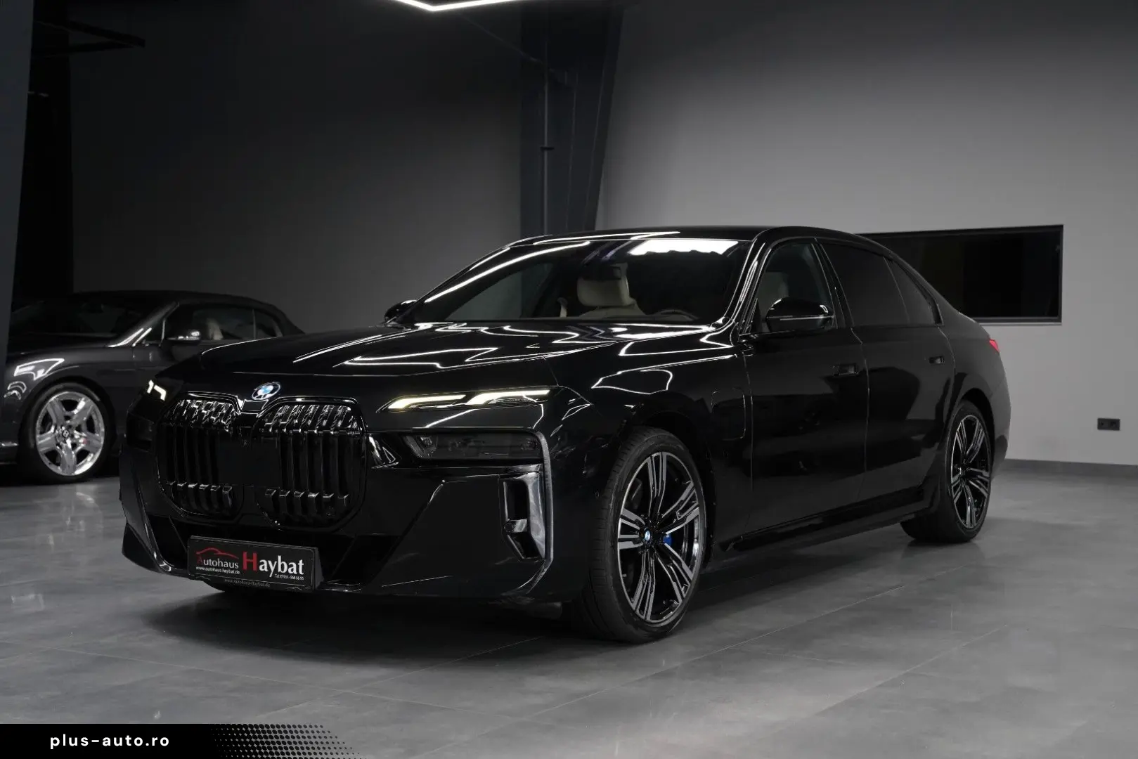 BMW 750e xDrive M Sport Pro-Sky Pano-B&W-ACC-AHK-21