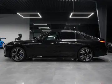 BMW 750e xDrive M Sport Pro-Sky Pano-B&W-ACC-AHK-21