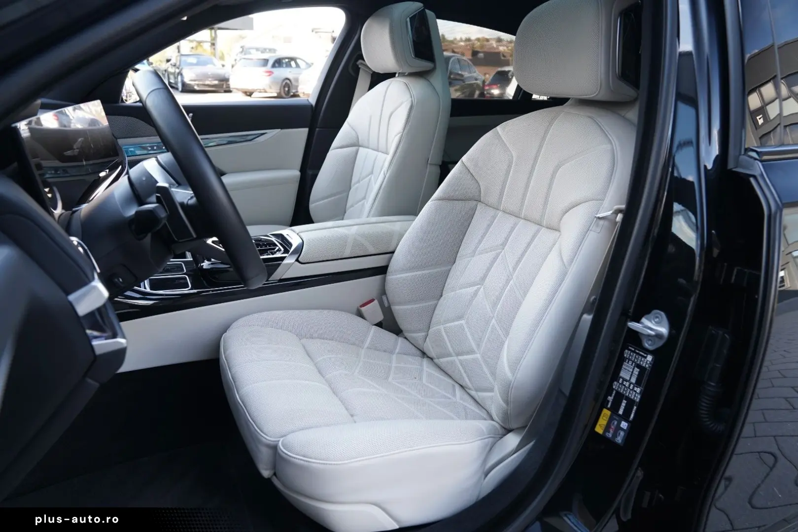 BMW 750e xDrive M Sport Pro-Sky Pano-B&W-ACC-AHK-21
