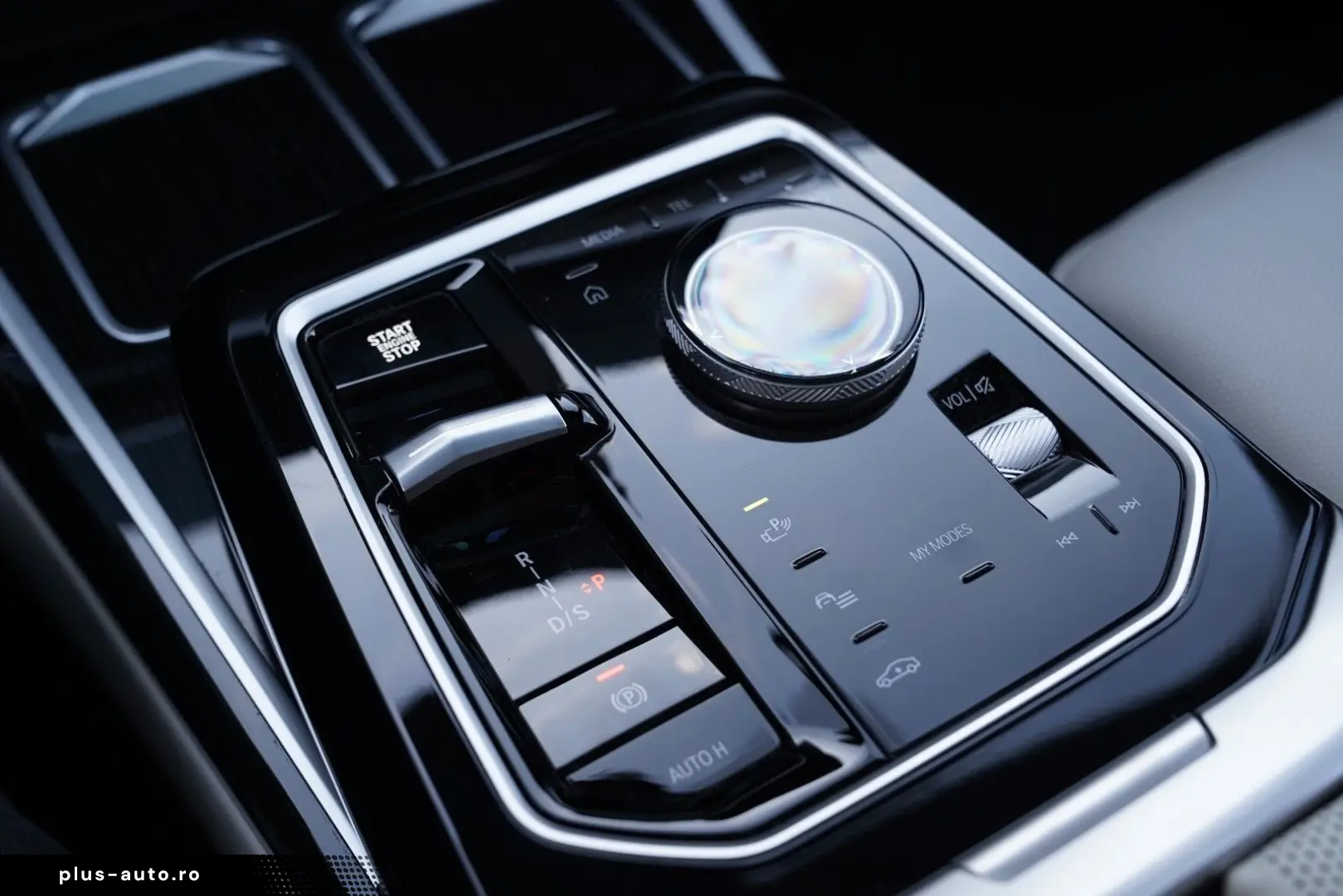 BMW 750e xDrive M Sport Pro-Sky Pano-B&W-ACC-AHK-21
