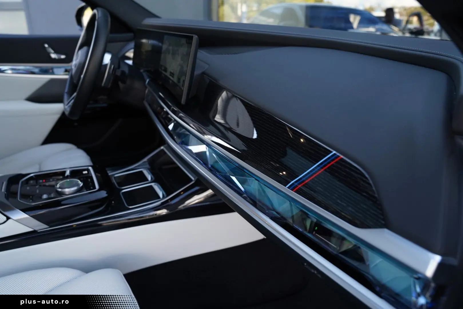 BMW 750e xDrive M Sport Pro-Sky Pano-B&W-ACC-AHK-21