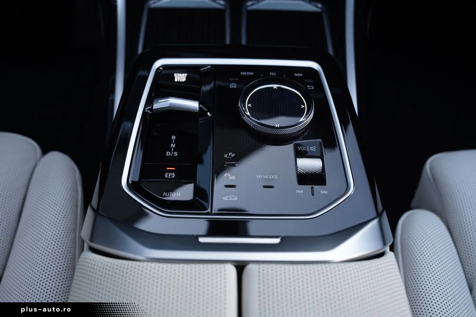 BMW 750e xDrive M Sport Pro-Sky Pano-B&W-ACC-AHK-21