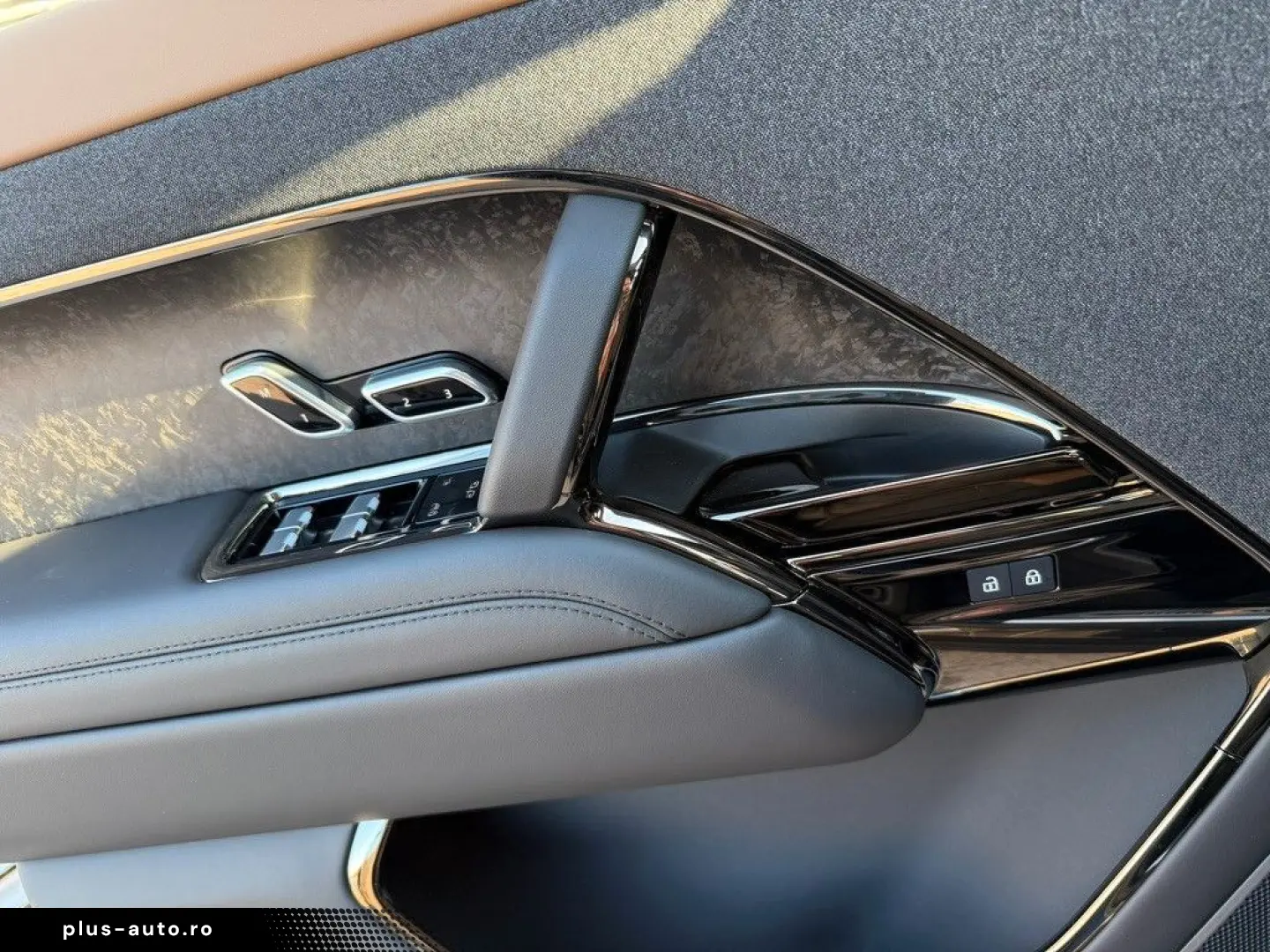 LAND ROVER Range Rover Sport Autobiography Carbon AHK 23