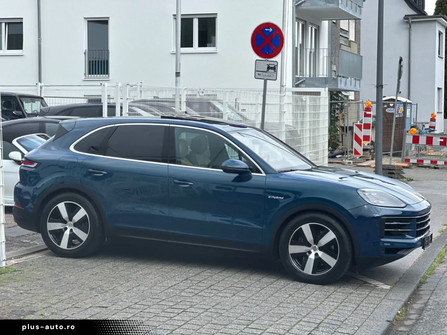 PORSCHE Cayenne E-Hybrid HINTERACHSLENKUNG NACHTSICHTASS