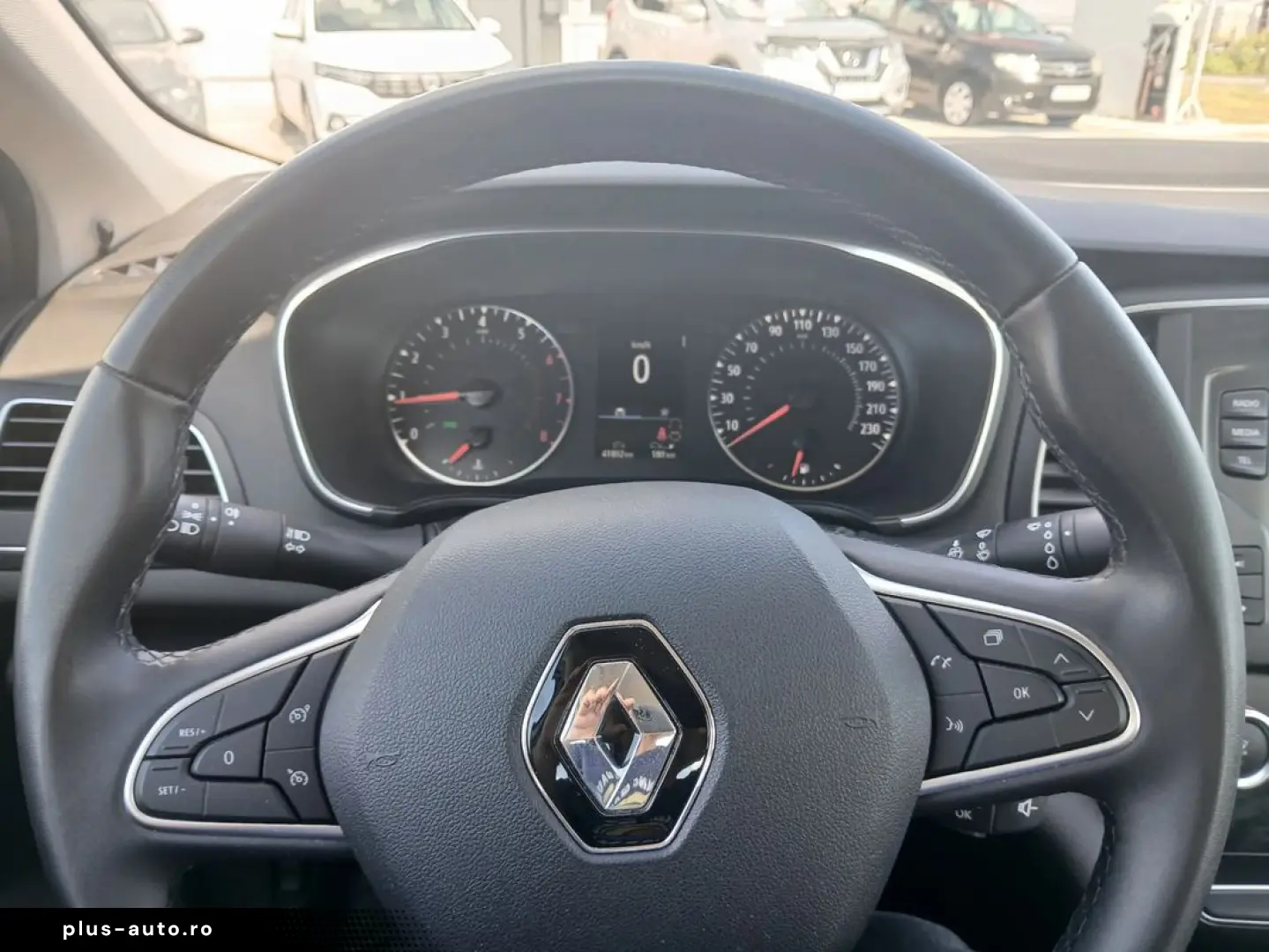 Renault Megane Sedan AUTHENTIQUE TCe 140 GPF