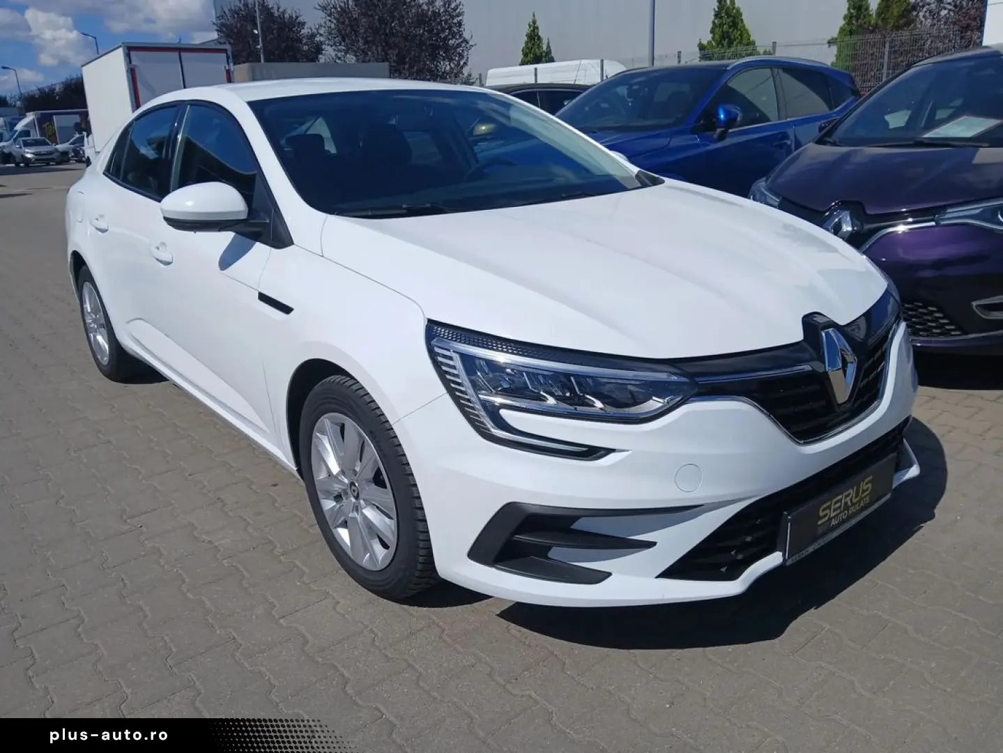 Renault Megane Sedan AUTHENTIQUE TCe 140 GPF