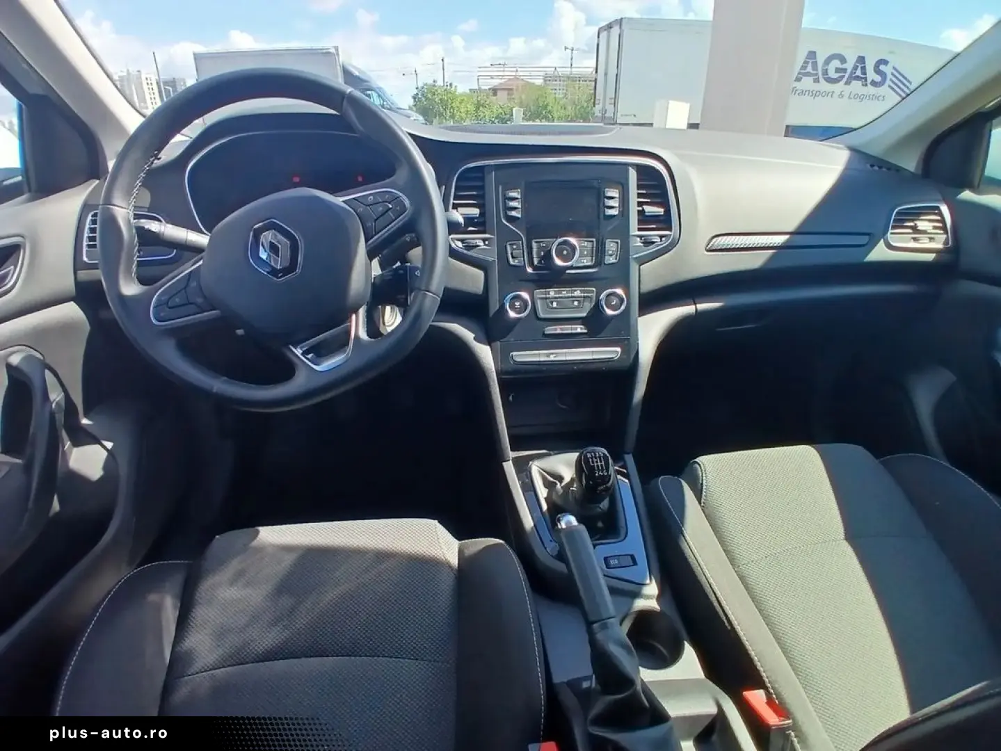 Renault Megane Sedan AUTHENTIQUE TCe 140 GPF