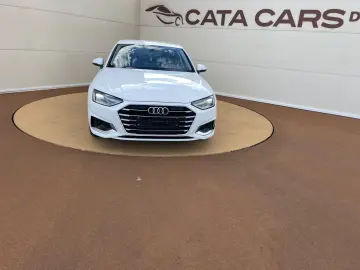 Audi A4 40TFSI  204CP  LED  Navi  Camera  CarPlay  Cockpit