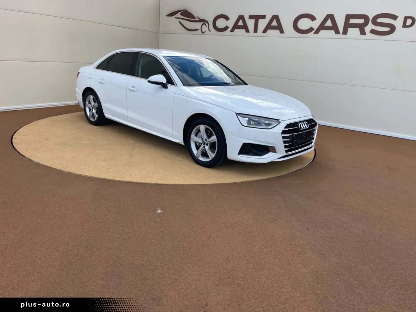 Audi A4 40TFSI  204CP  LED  Navi  Camera  CarPlay  Cockpit