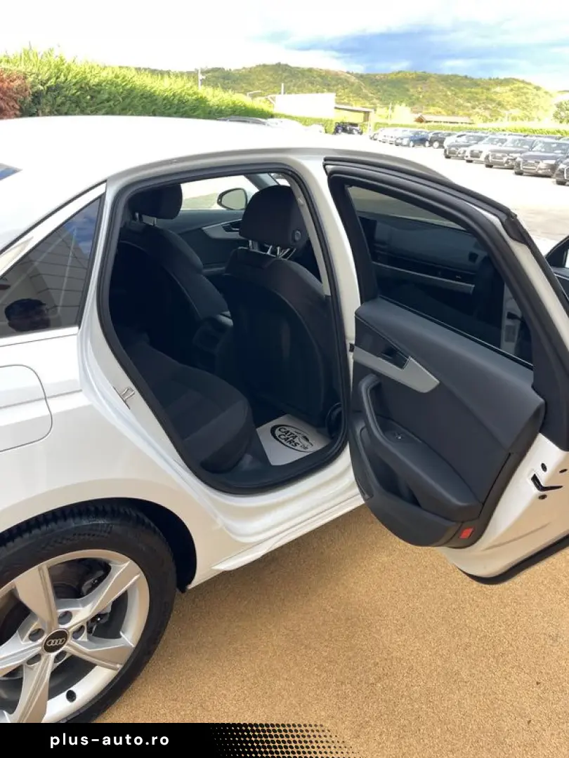 Audi A4 40TFSI  204CP  LED  Navi  Camera  CarPlay  Cockpit