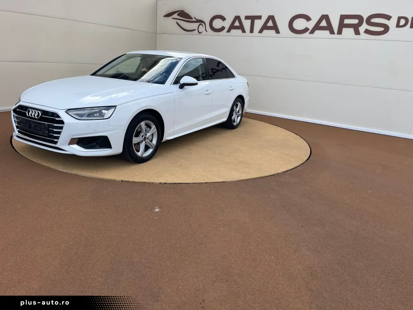 Audi A4 40TFSI  204CP  LED  Navi  Camera  CarPlay  Cockpit