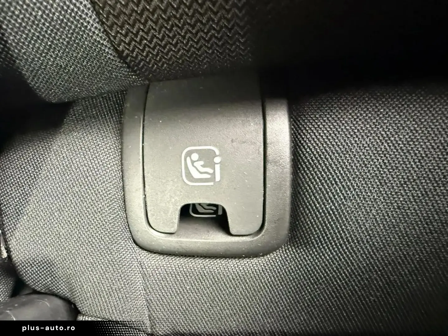 Mazda 3 SDNPlus Skyactiv-G122 At Plus