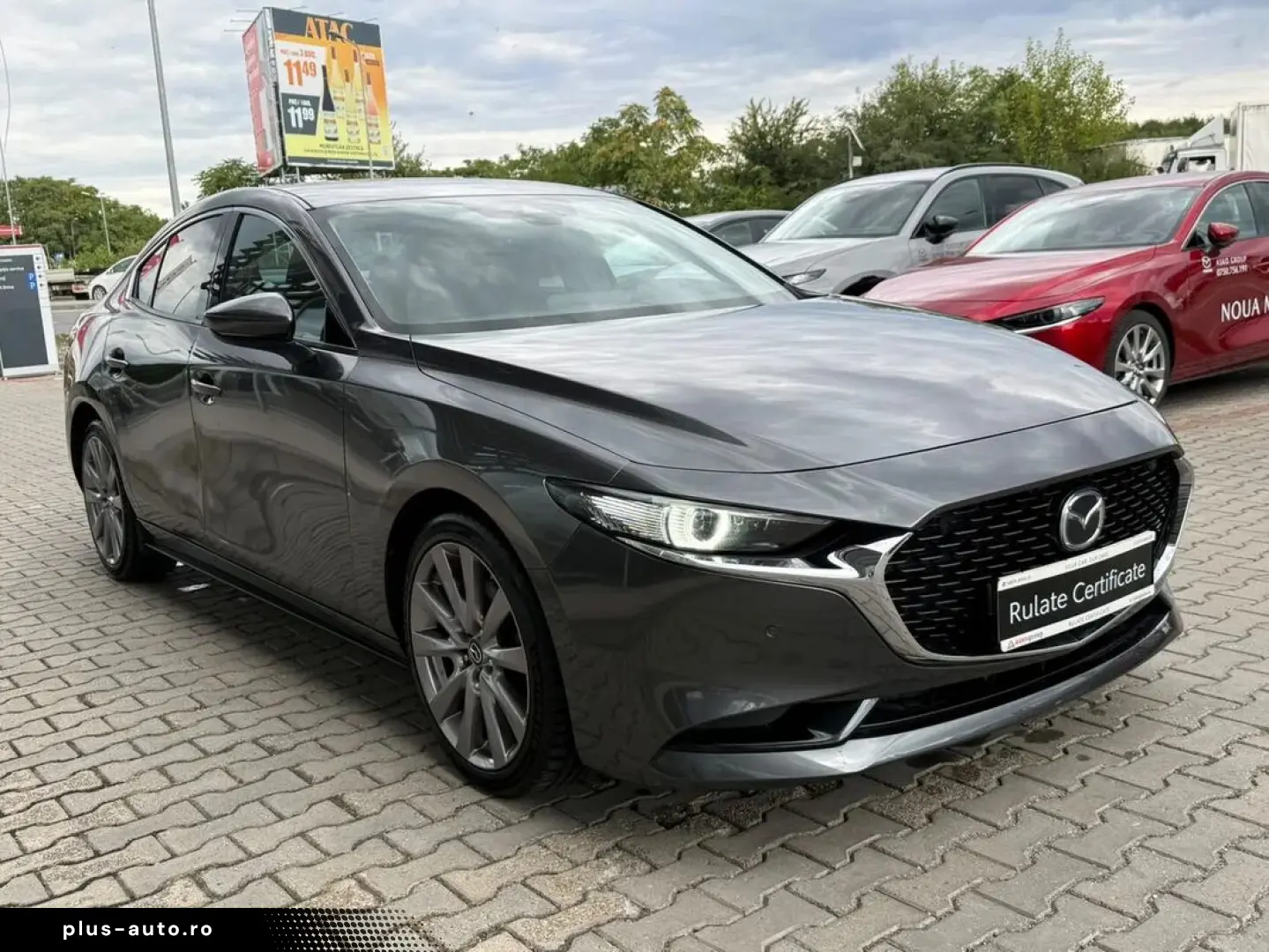 Mazda 3 SDNPlus Skyactiv-G122 At Plus