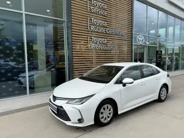 Toyota Corolla 1.8 Hybrid Business Hsd E-CVT